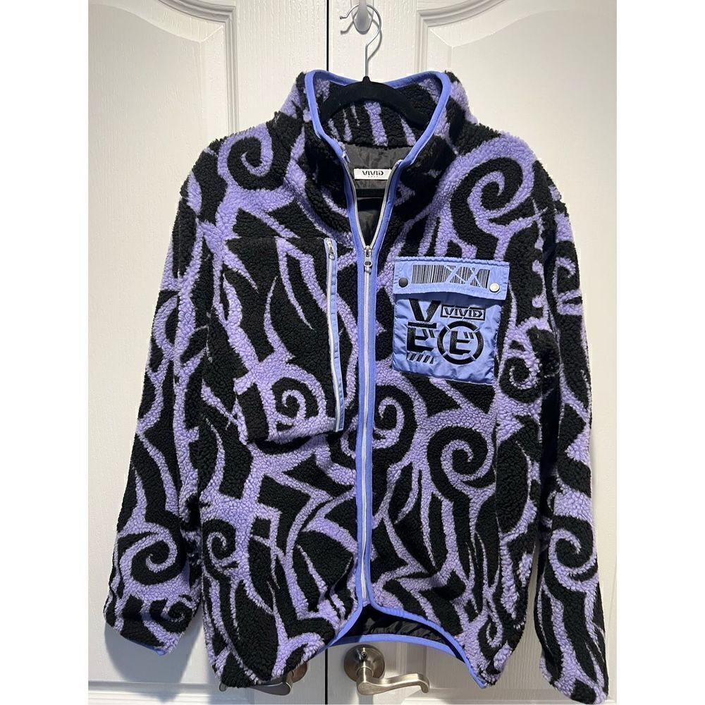 VIVID LIMITED TRIBAL SHERPA JACKET Color: Tribal Purple Size L - Picture 2 of 4